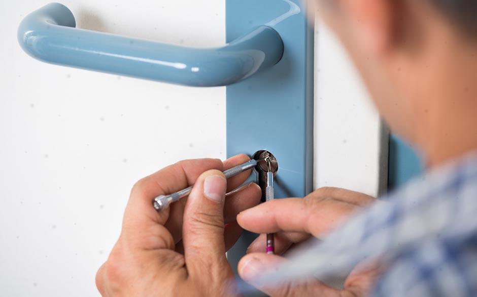 ouverture de porte sans la briser Châteauneuf-les-Martigues