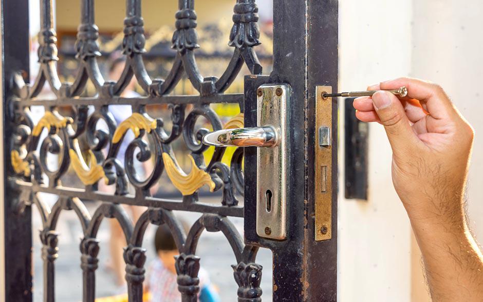 ouvrir une porte blindée avec une radio Magny-en-Vexin